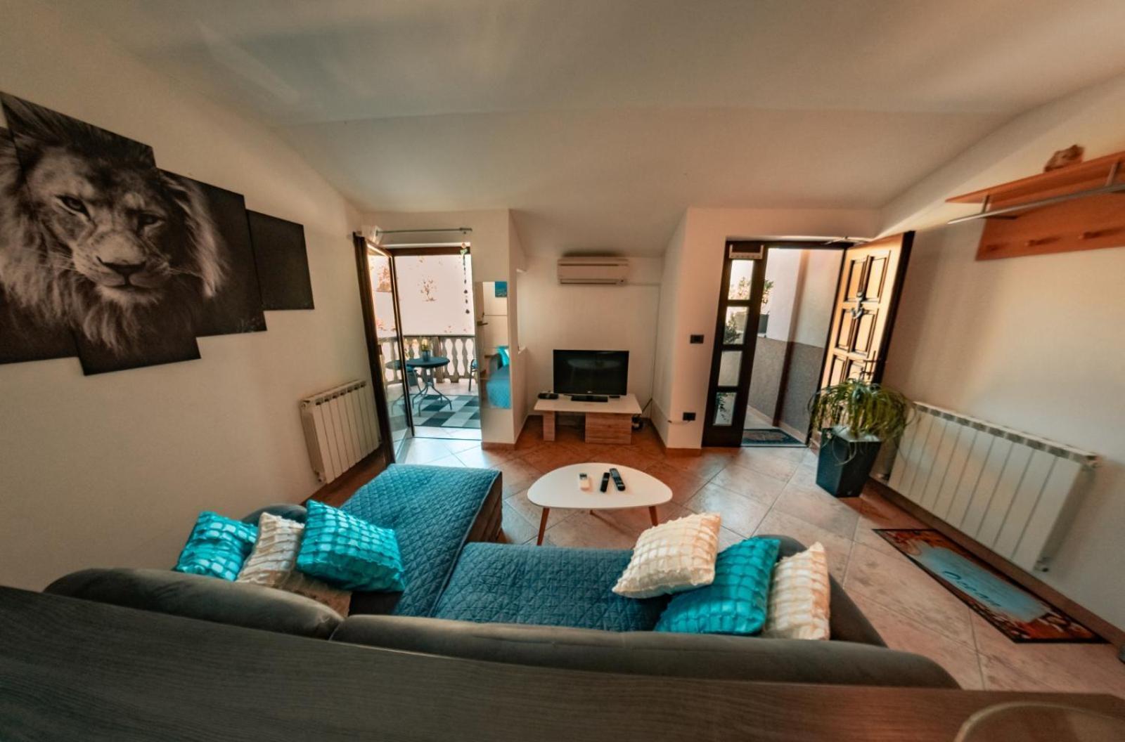 Sea Apartment Изола Екстериор снимка